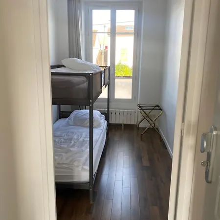 Appartement 3 Pieces Dans Particulier Champlan